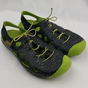 Keen Black/Green Hiking Sandals Size 6